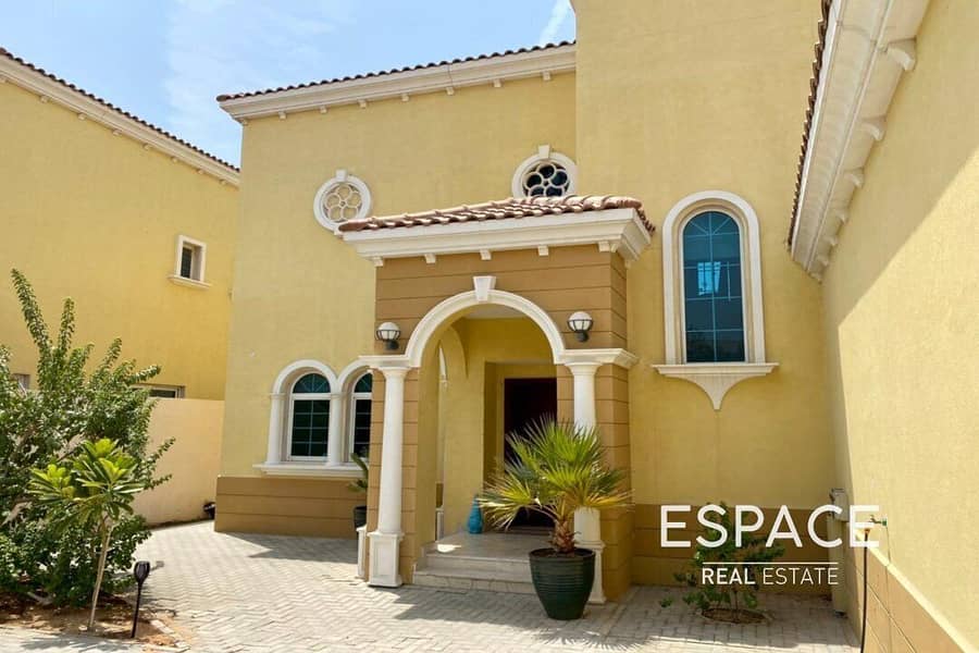 Best Location| Pool+Landscaped |Well Kept