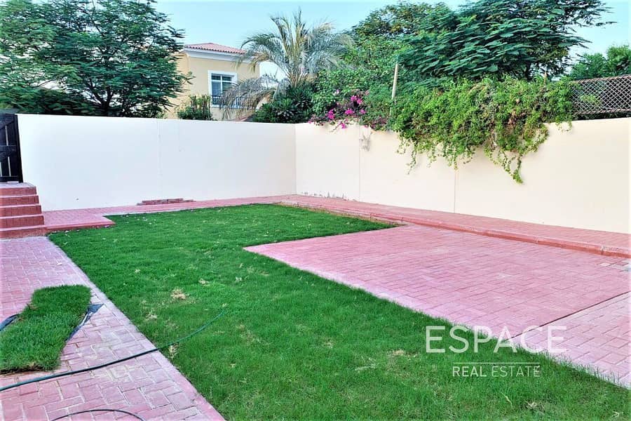 13 Exclusive |3BR Home |Opposite Pool & Park