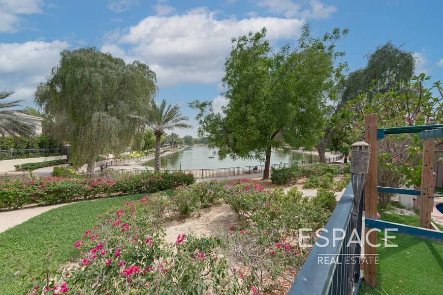 1 Exclusive | Stunning Lake View | 2 Beds