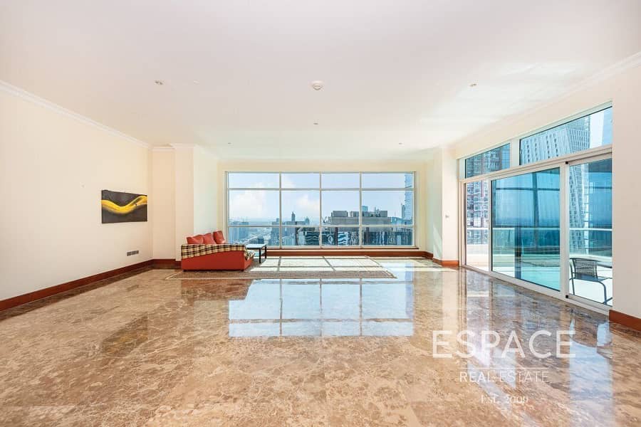 2 Golf Views | Upgraded 5 Beds Penthouse | Vacant