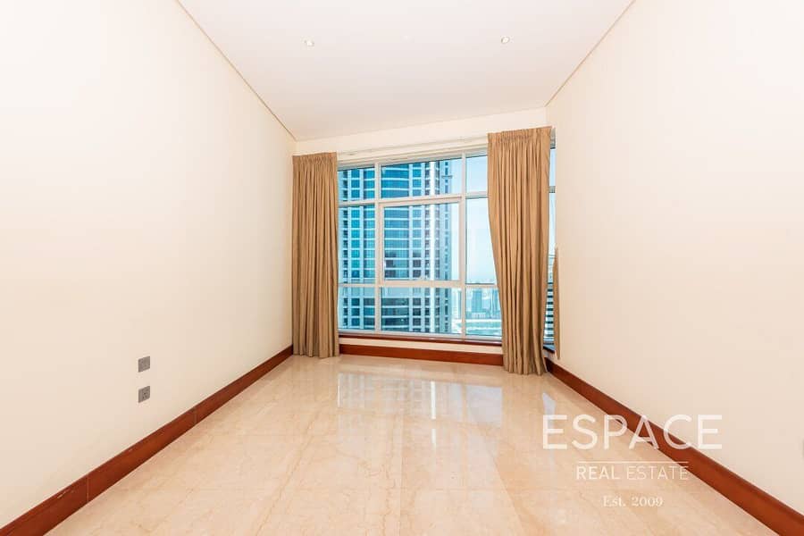 10 Golf Views | Upgraded 5 Beds Penthouse | Vacant