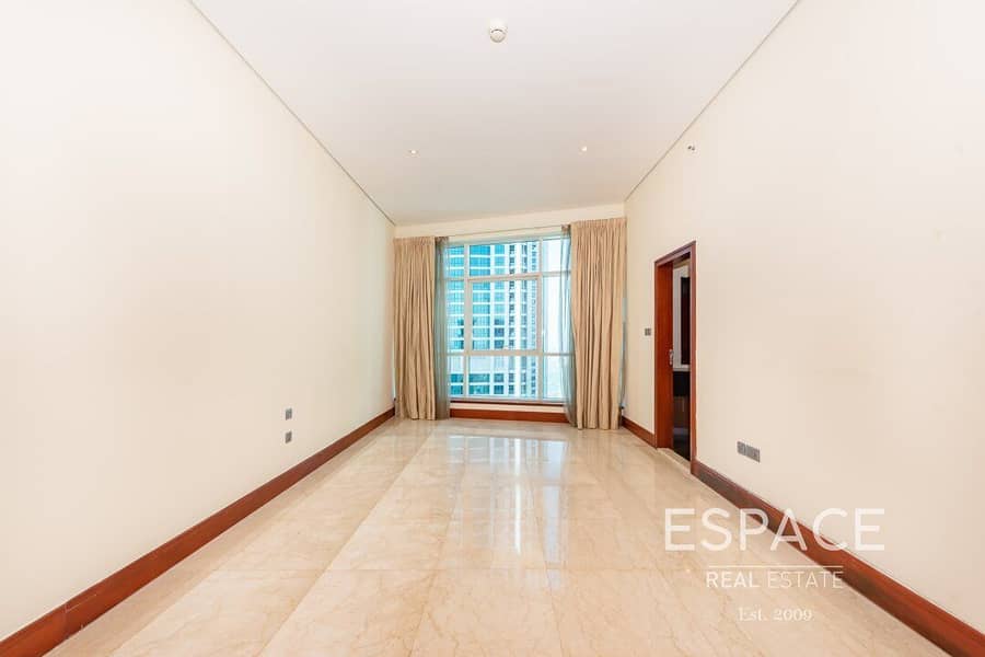 12 Golf Views | Upgraded 5 Beds Penthouse | Vacant