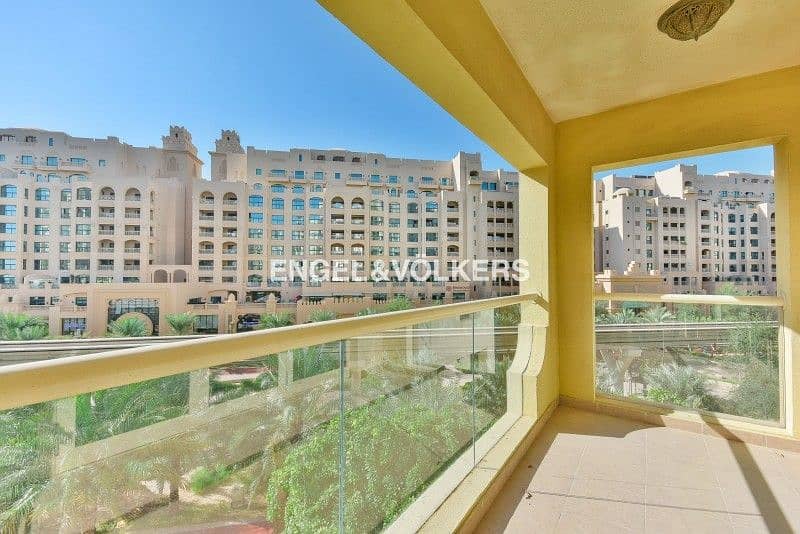 11 Park View|Close to Mall |Type D|Priced to Sell