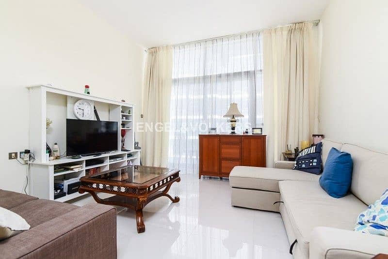 2 Furnished| Park & Pool View| Vacant On Transfer