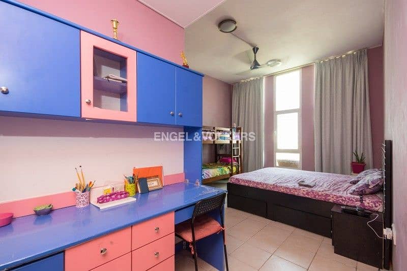 10 Near the Metro|Spacious Furnished|With Balcony