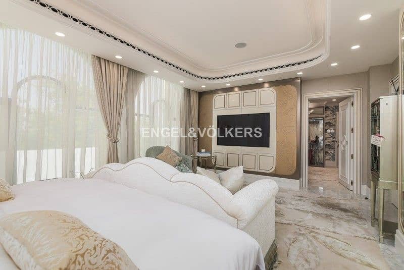 18 Exclusive | Fully Furnished and Upgraded