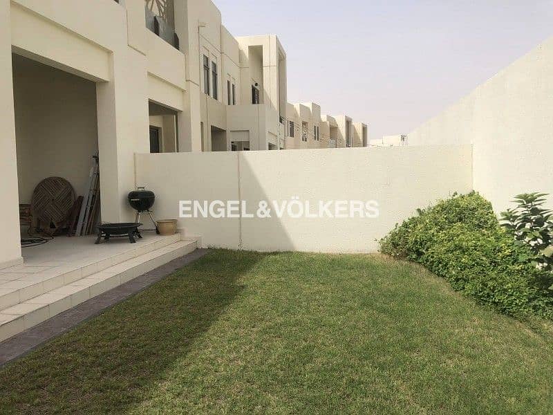 Single Row |Landscaped Garden |Rented |Type G