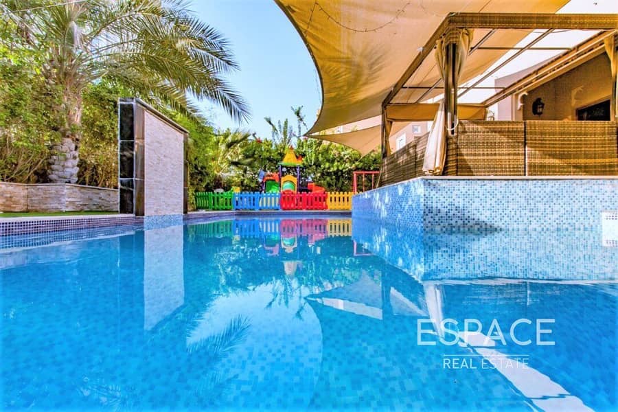 Upgraded | 3 Bed Villa with Private Pool