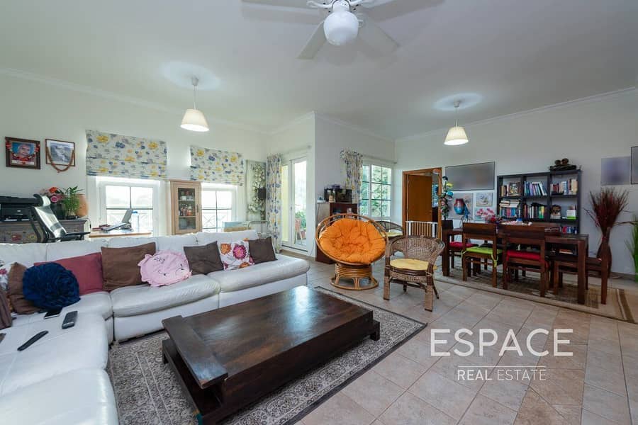 6 Owner Occupied | Pool View | Spacious 3BR