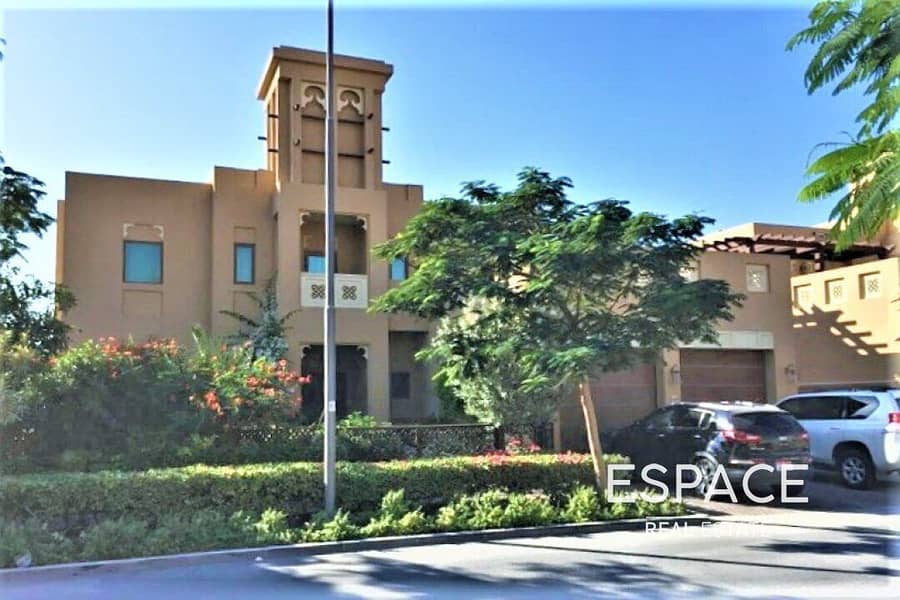 Independent 3 Beds | Large Plot | Vaastu Independent 3 Beds | Large Plot | Vaastu