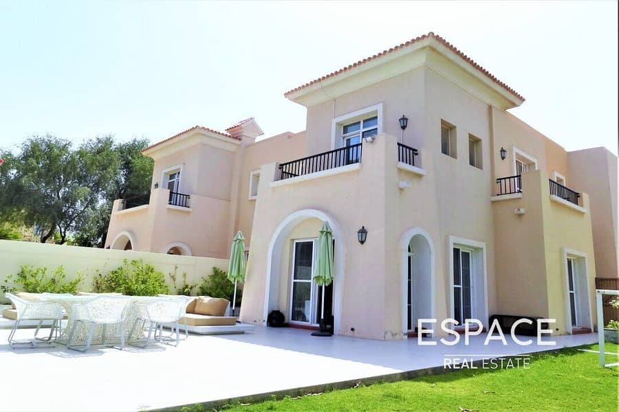 A Fabulous Villa | Upgraded Flooring and Ceilings