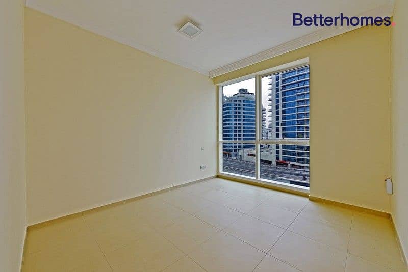 4 Motivated Seller | Sea View | Maid's room