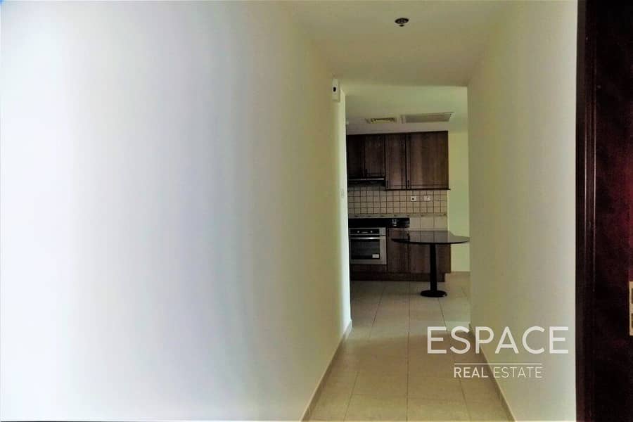 13 Large - Golf View - Well Maintanied - 2 Beds