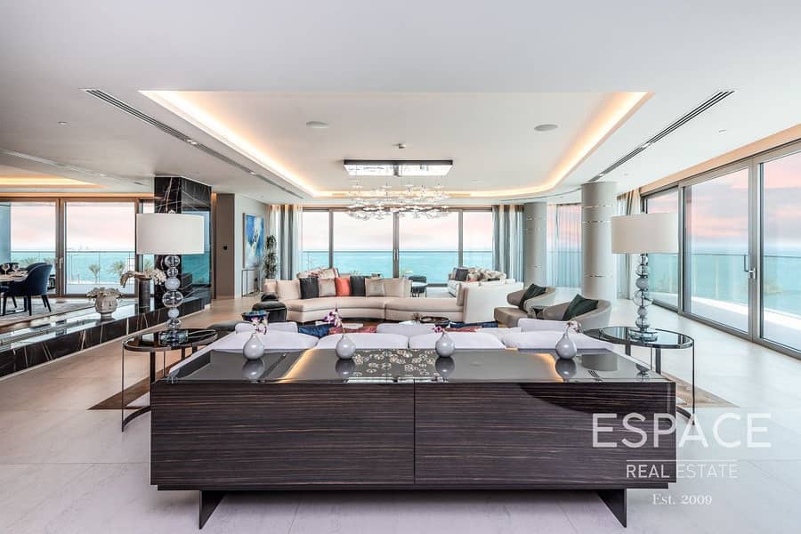 Full Sea View Top Quality Luxurious | 3 Bed Penthouse