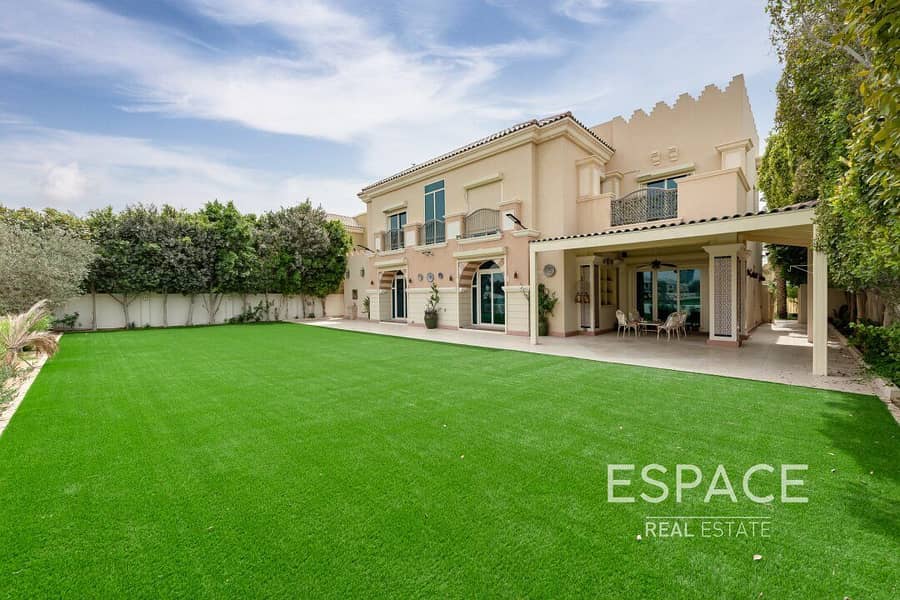 Upgraded B1 - Novelia -  Golf Course View