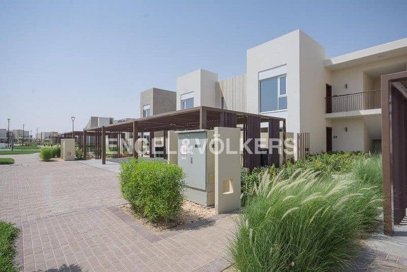 Well Maintained|Modern Design|Close To Entrance