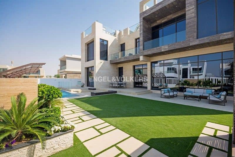 Ultra-Luxury Villa | Modern & Spacious