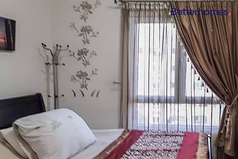 10 Fully Furnished | Pool View | Vacant | Street 3