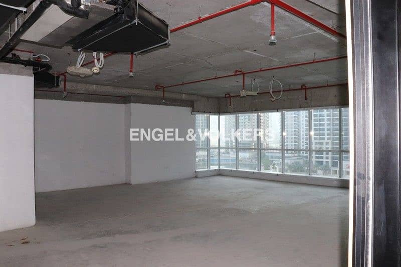 13 Exclusive Tower| Near Metro| Fantastic View