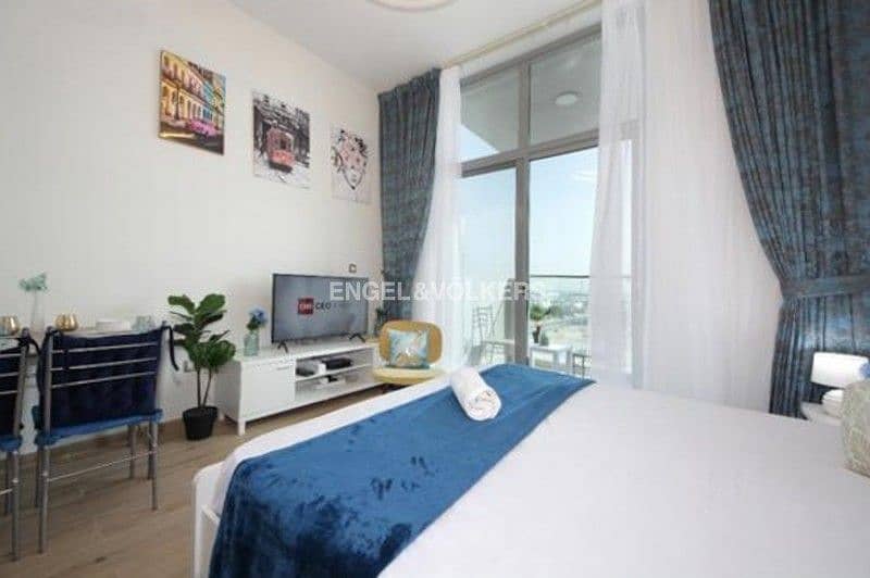 9 High End Unit |Fully Furnished |12 Cheques