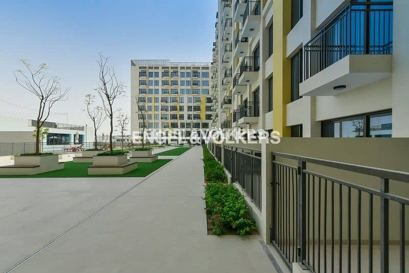 8 Podium Level|Direct  Pool Access|With Terrace