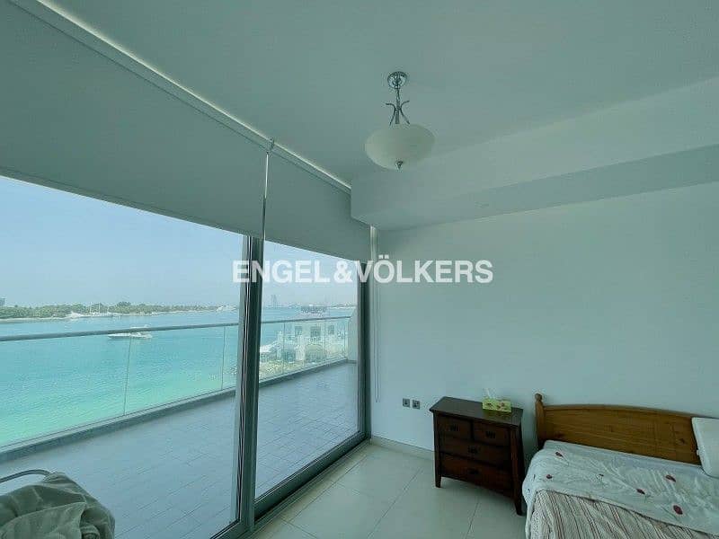 2 Best Deal|Full Sea View|Vacant on Transfer