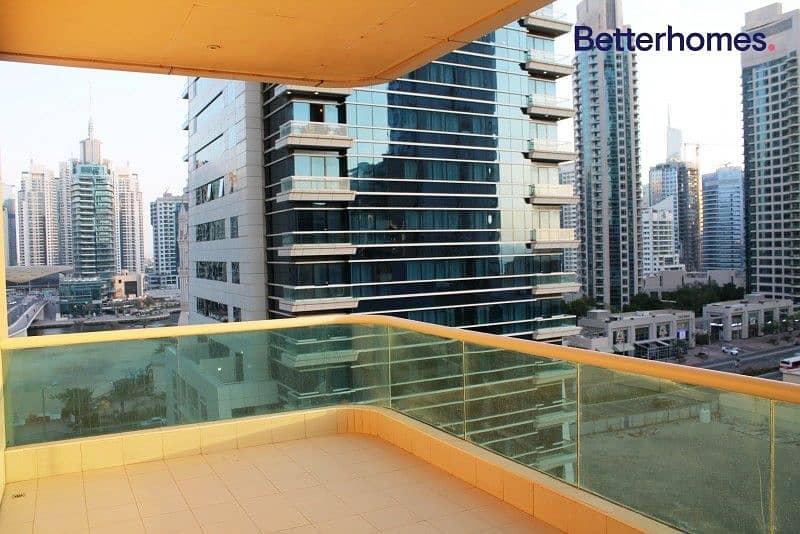 6 Huge Studio l Balcony l Dubai Eye View | Chiller Free