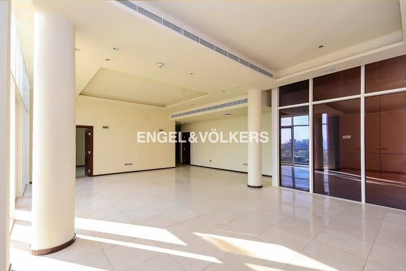 2 Amazing Sea View|4 Cheques|Huge terrace|Spacious