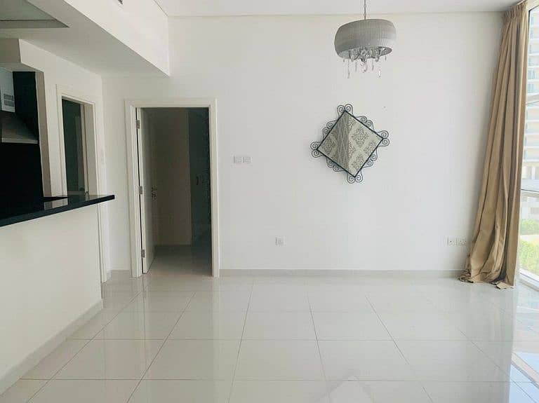 1 Bed with 2 Bath |Well maintained |Best Amenities 1 Bed with 2 Bath |Well maintained |Best Amenities