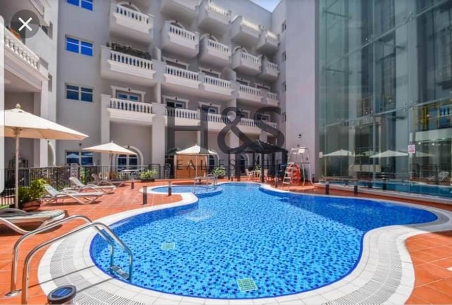 Well Maintained Apt I Spacious 1 Bed I Pool View