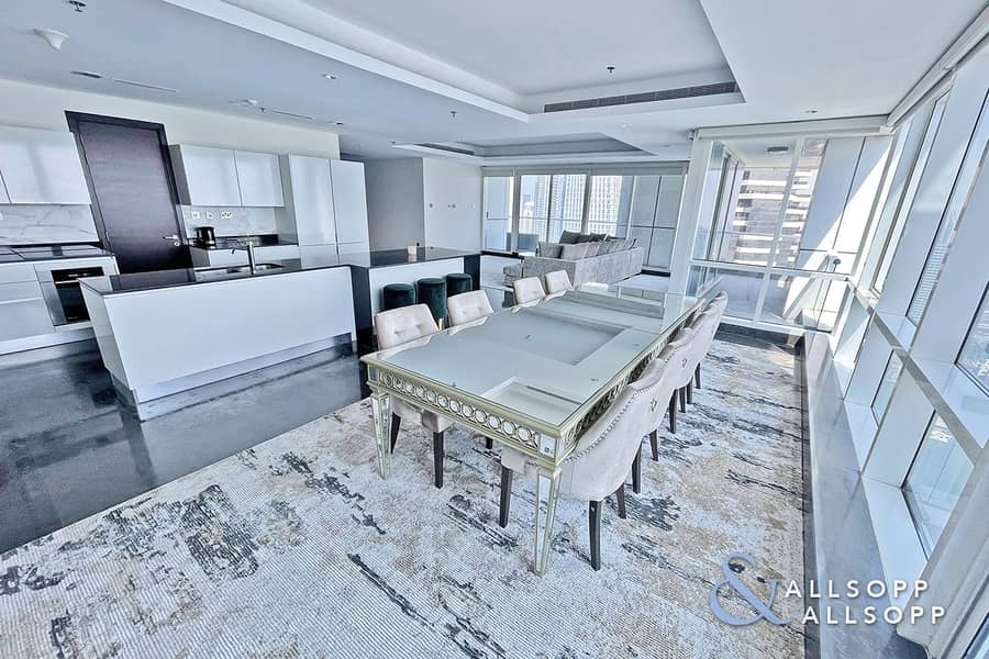 4 Upgraded | Penthouse | Panoramic Sea View