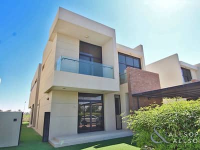 5 Bedroom Villa for Sale in DAMAC Hills, Dubai - Executive Golf Course Villa | 5 Bedrooms