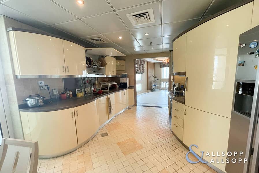 4 Vacant On Transfer | 3 Beds | Marina View