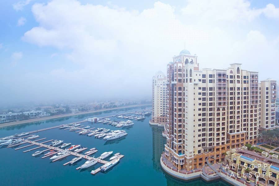 13 3 Bed | Upgraded | High Floor | Sea View