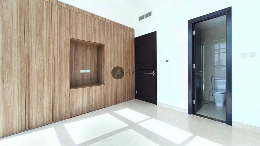 5 Spacious Apartment | High Class Design | Call Now