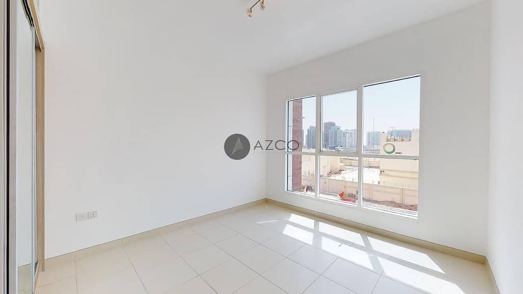 6 Prime Location | High Quality | Spacious Apartment