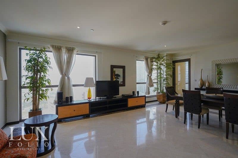 Spacious Upgraded 3 Bedroom | Palm Views