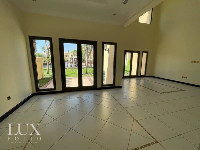 14 Inside the Gate | Unfurnished | Shared Pool