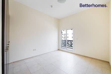 1 Bedroom Apartment for Sale in Remraam, Dubai - Vacant | Upgraded Kitchen | Park View