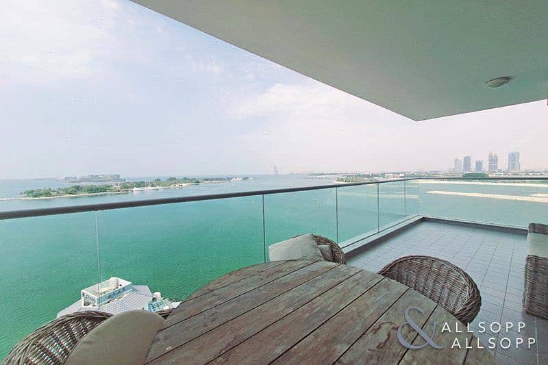 2 Beds | Sea View | Dual Aspect Balcony