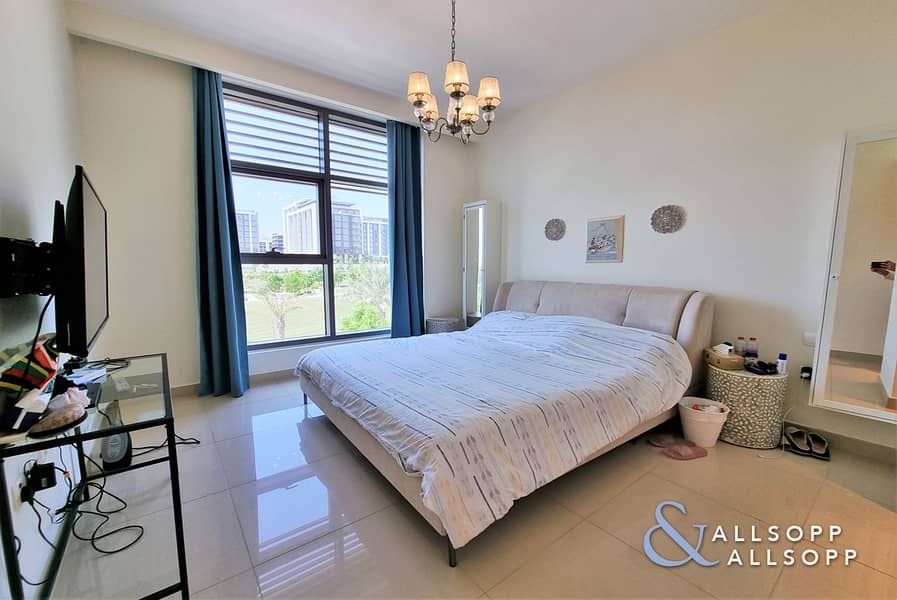 22 Park and Pool View | West Facing | 3 Beds