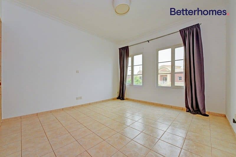2 Large Studio | Well Priced | Bright Layout