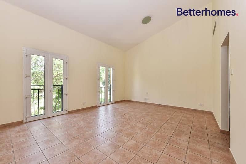 5 Prime  Location |Corner Unit | Perfect Family Home