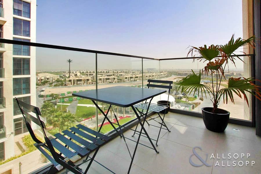 Exclusive | One Bed | Pool and Golf View