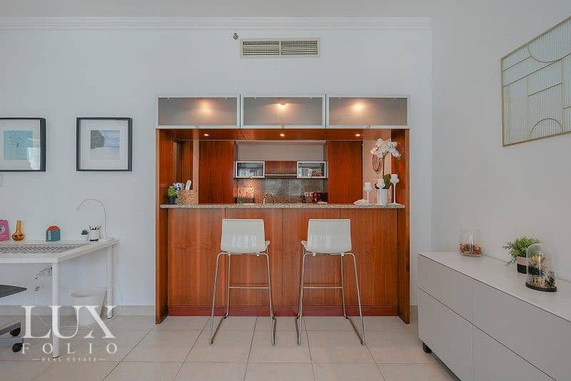 6 Marina View | Chiller Free | Bright Rooms