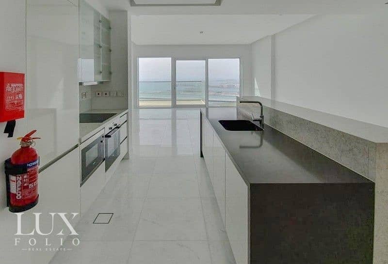 3 Full Sea Views | Unfurnished | Centre Unit