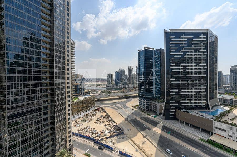 13 Burj Khalifa Views | Mid Floor | Vacant Unit