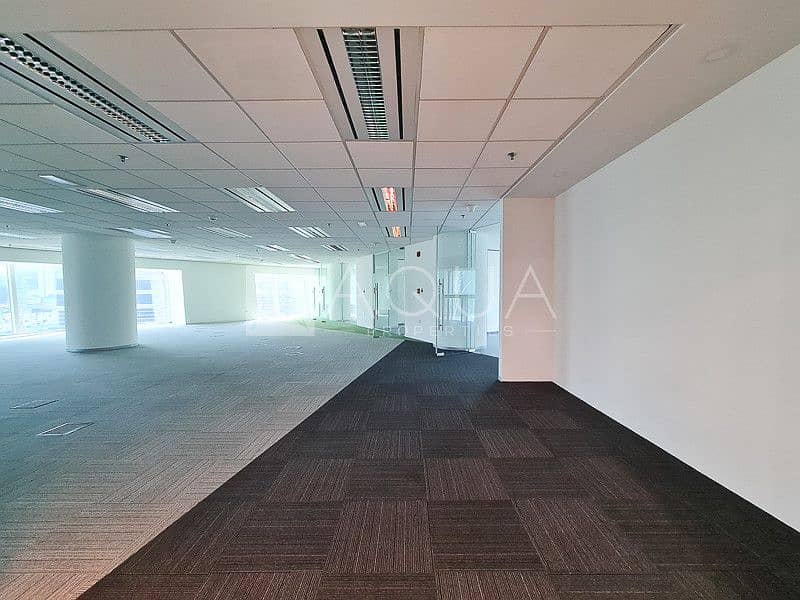 5 Nicely Fitted Office | Partitions | DIFC View