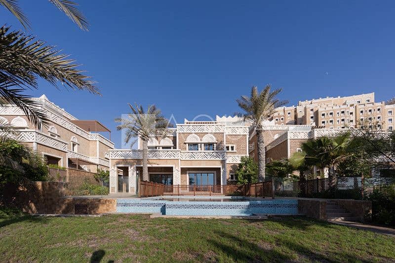 1 Grand 5 Bed Villa | Sea View | Palm Jumeirah
