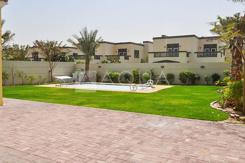 8 Private Pool | Legacy | Open Plan | Large Plot